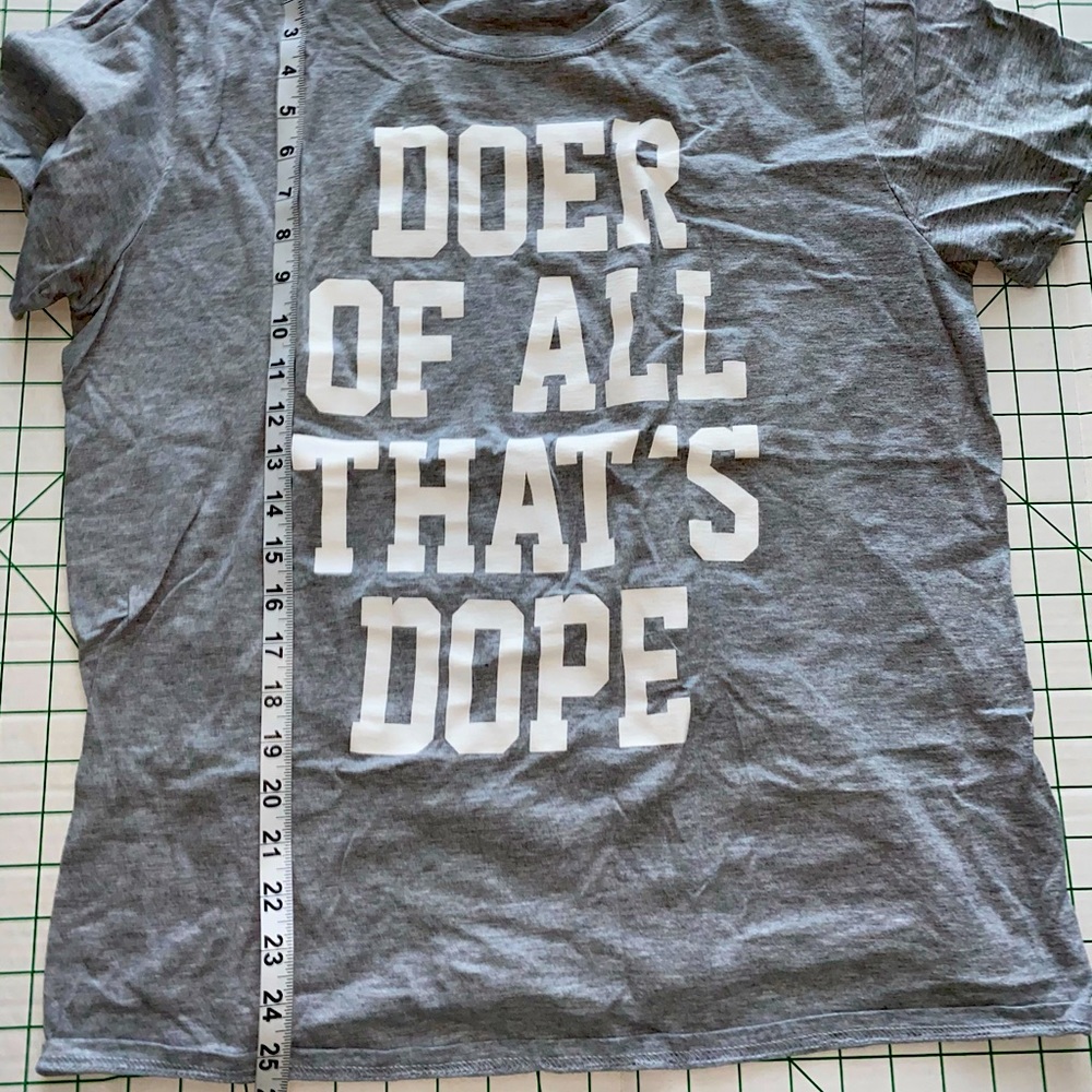 UNISEX Graphic Tee